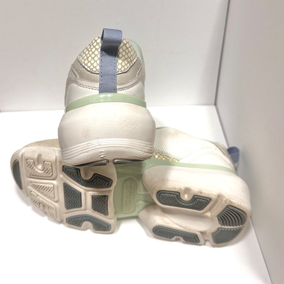 Vionic Aris Lace Up Arch Support Sneakers Size 8 - Picture 10 of 13